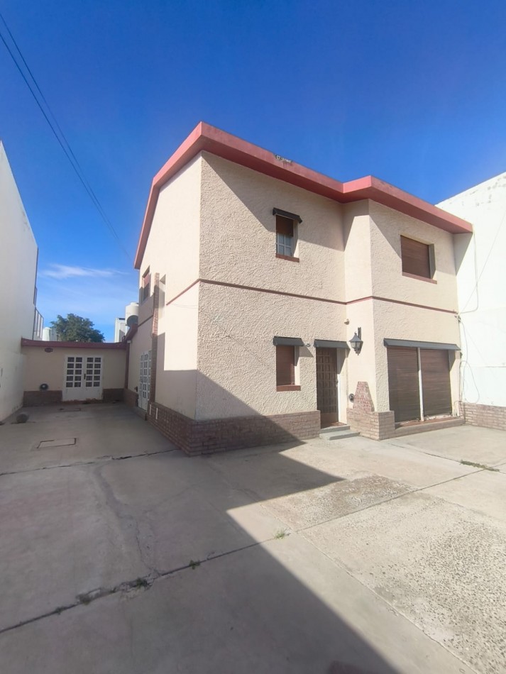 CASA EN VENTA PUEYRREDON
