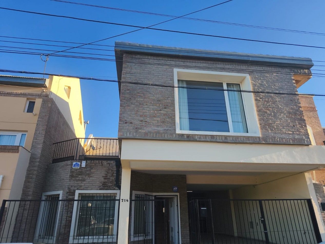 CASA GERENCIAL  3 DORMITORIOS