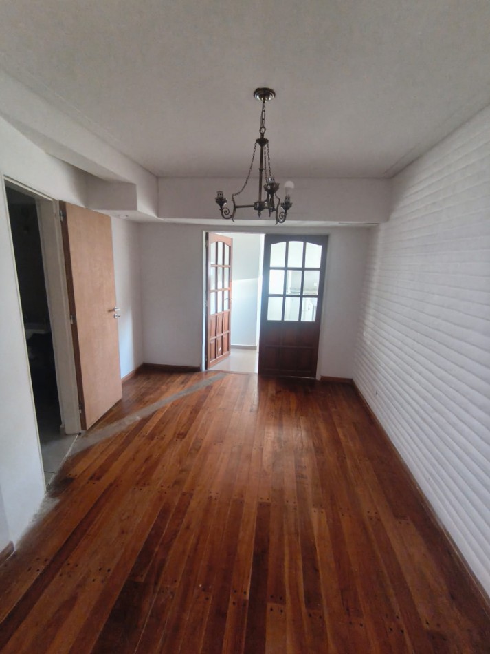 CASA EN PUEYRREDON - TRES DORMITORIOS