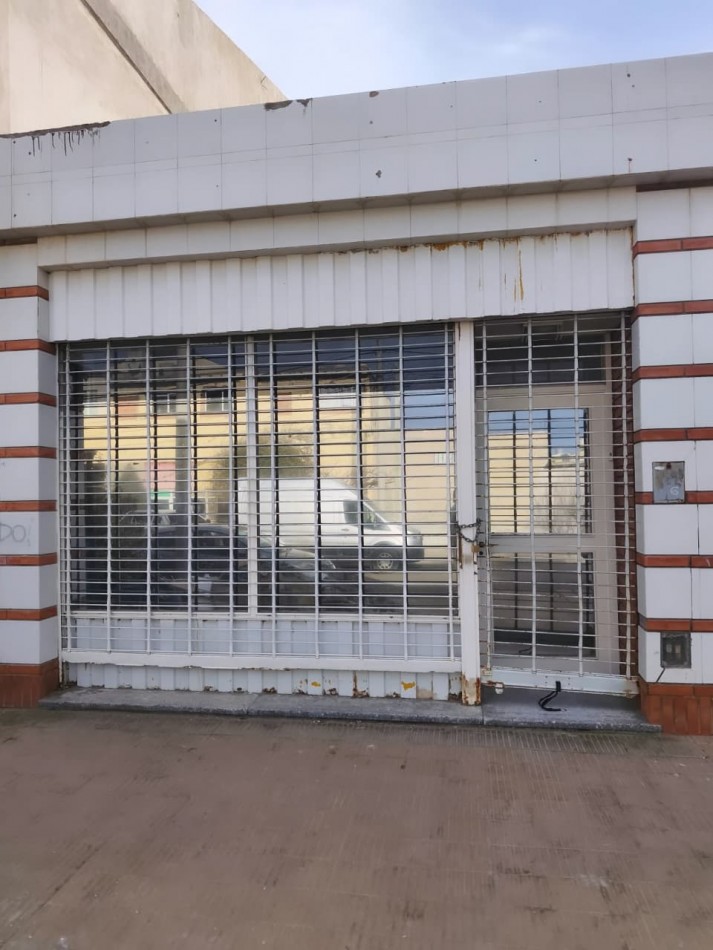 LOCAL COMERCIAL PUEYRREDON 
