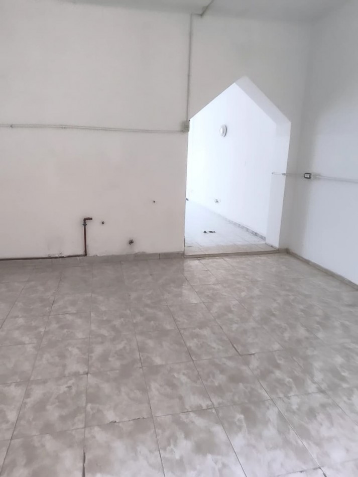 LOCAL COMERCIAL PUEYRREDON 