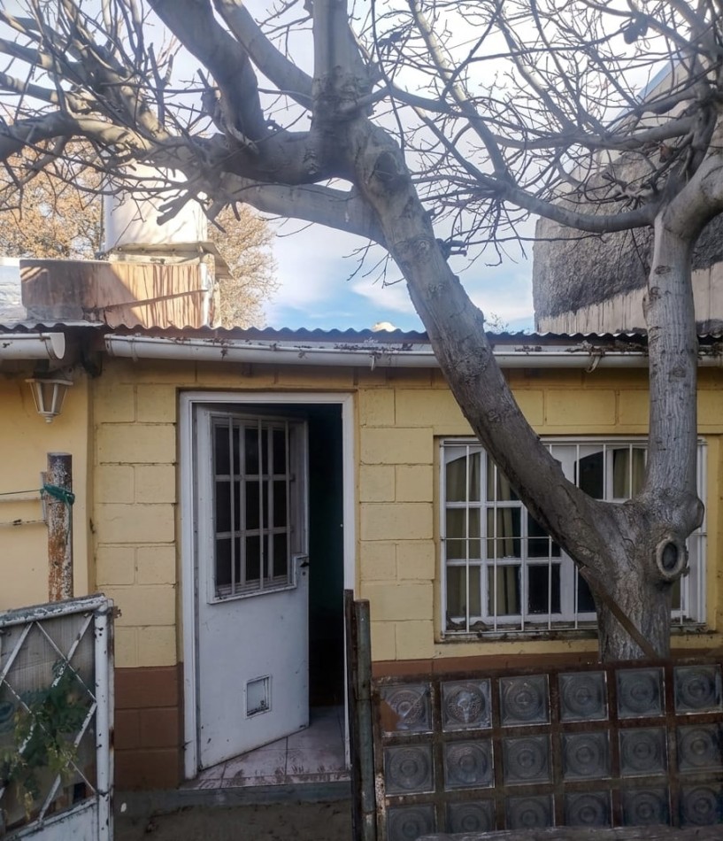 Propiedad compuesta de 3 viviendas 